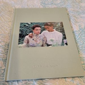 Van Cleef & Arpels catalogue book